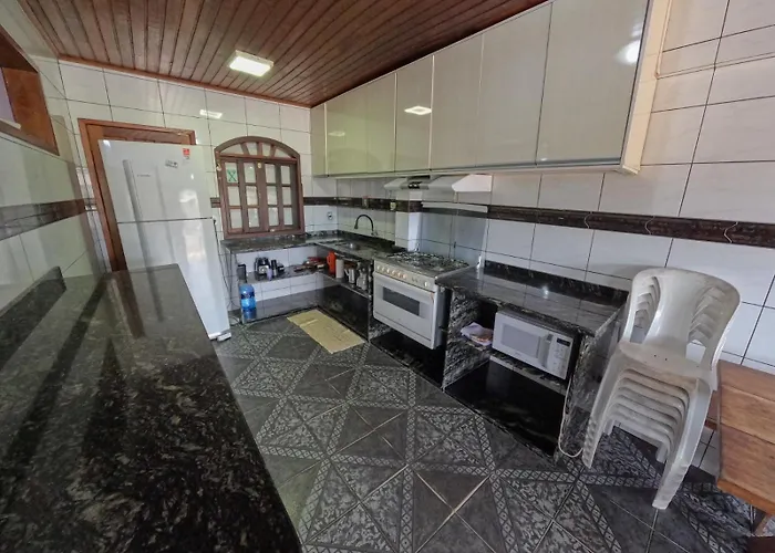 Casa Espacosa Em Matinhos