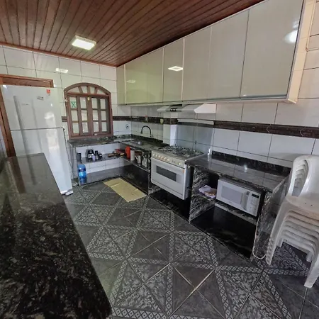 Casa Espacosa Em Matinhos Exterior foto